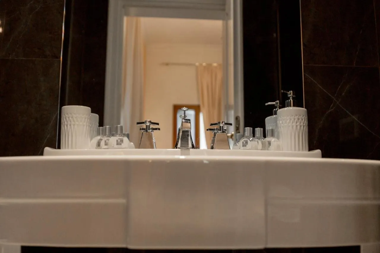 Bed & Breakfast Borgo Pinti Suites Le Stanze Dei Nobili Florence