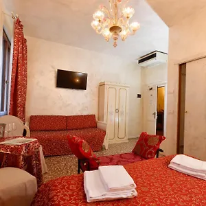 Casa Martini Konukevi Venedik