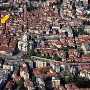  Appartamento Ancient Courtyard Bonanomi In Historic Centre Italia