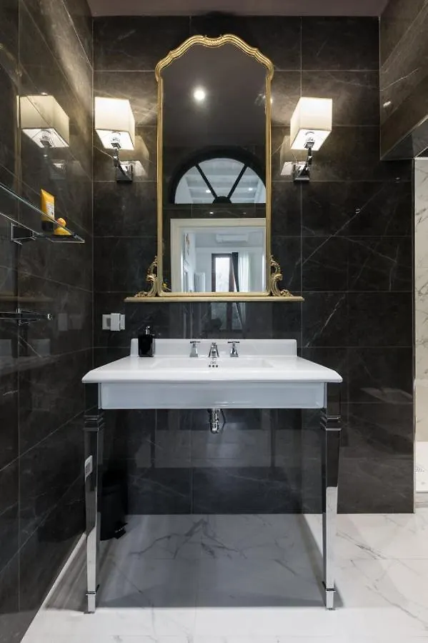 Borgo Pinti Suites Le Stanze Dei Nobili Florence Italy